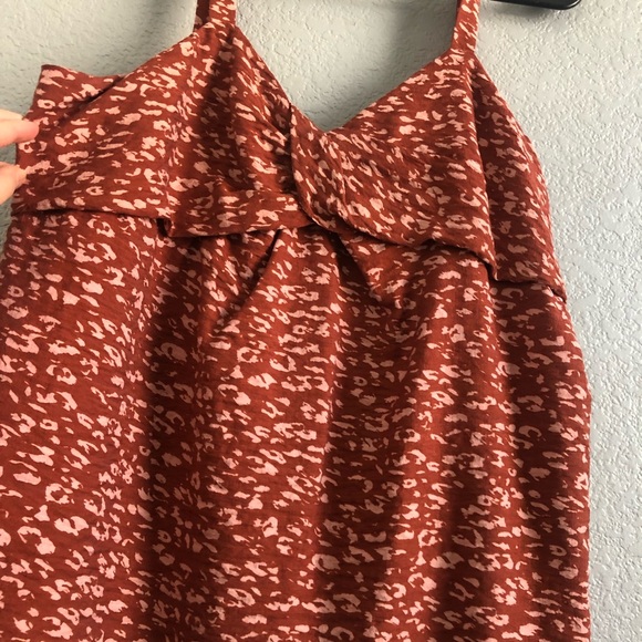 Simply Vera - Vera Wang Twist-Front Tank - Picture 2 of 5